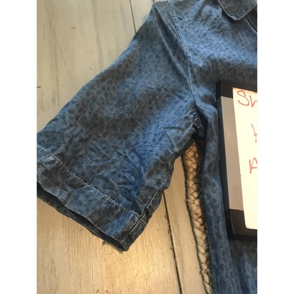 Chelsea & Theodore Shirt Dress Blue Chambray Leopard Animal Print Roll Tab Sz L - Picture 9 of 10